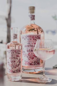 Original gin, premium handcrafted rosé dry MistralGin - gin